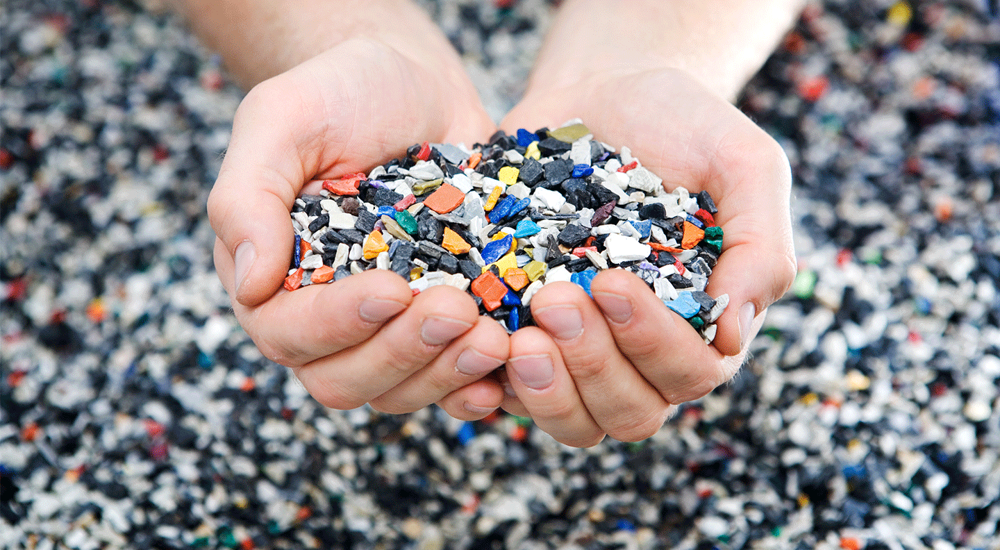 Hạt nhựa tái sinh HDPE - sử dụng hạt nhựa tái chế để giảm rác thải nhựa, giảm giá thành sản phẩm